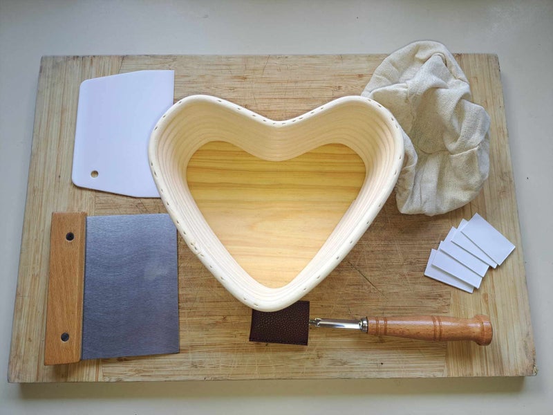 Heart Sour Dough Proofing Basket Kit - Banneton Bowl Carousel 1