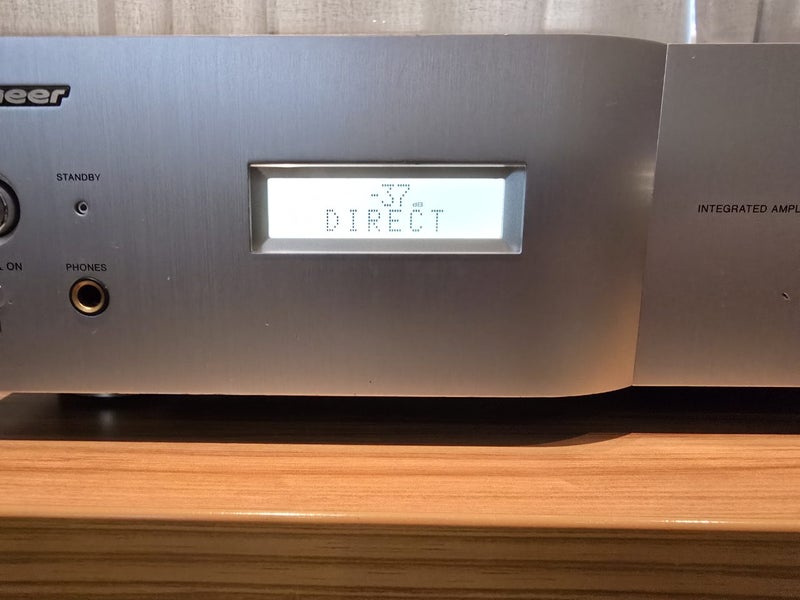 Pioneer A9 Stereo Amplifier with Remote Control Carousel 12