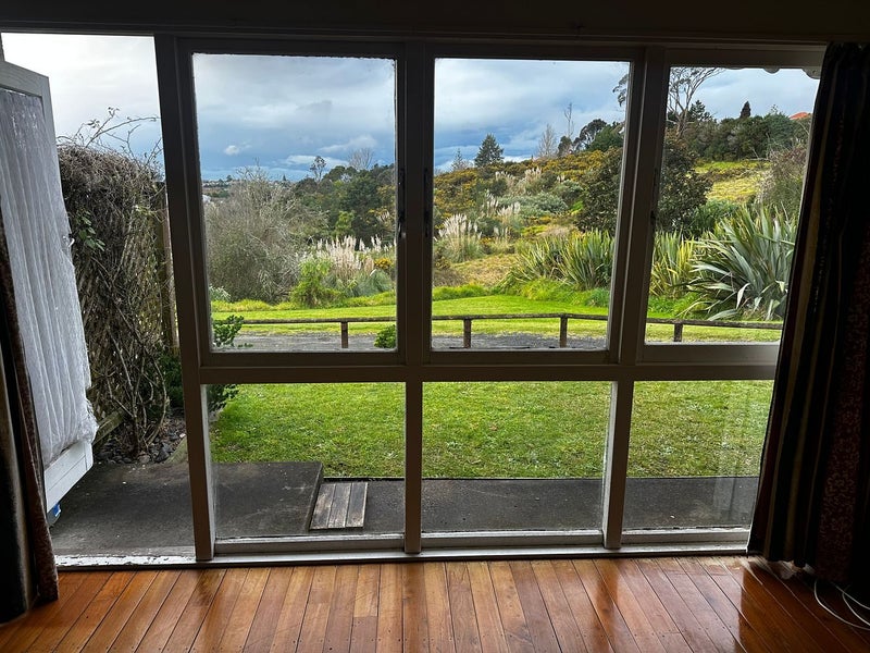 Image 1 of 8