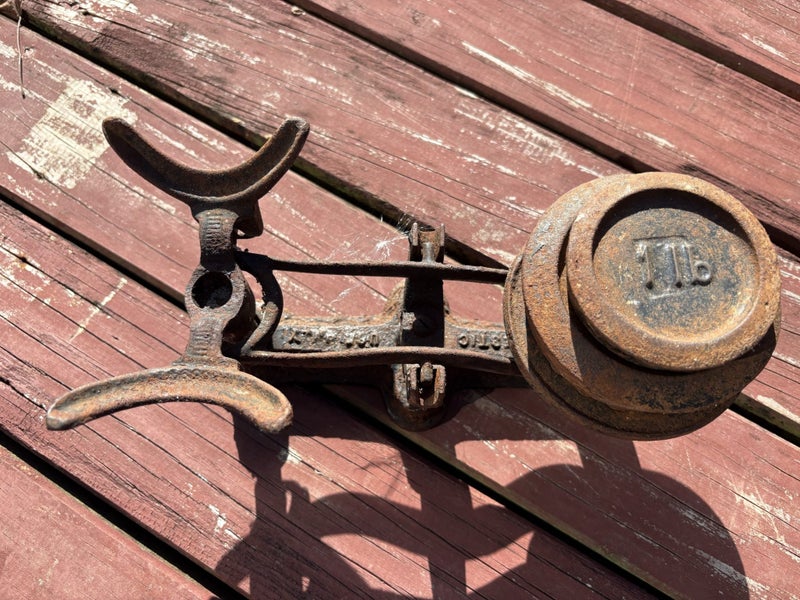Vintage Scale Carousel 2