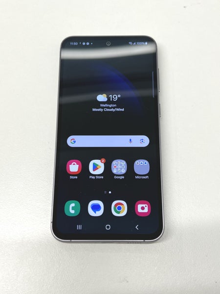 DT Deal! Samsung Galaxy S23 FE 5G 128GB Graphite Carousel 2