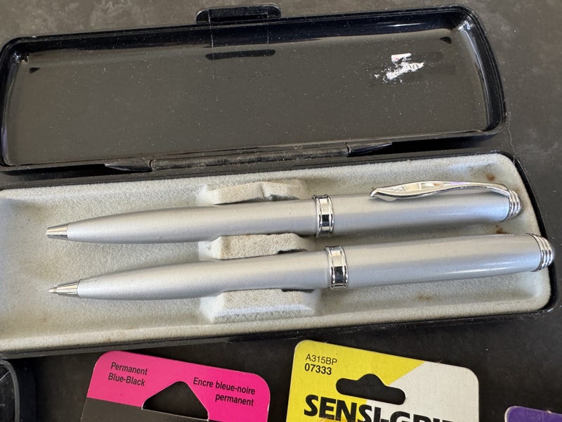 Bulk Lot of Boxed Pens, etc - Harrods, Rugby World Cup, Windsor Castle, etc Carousel 2