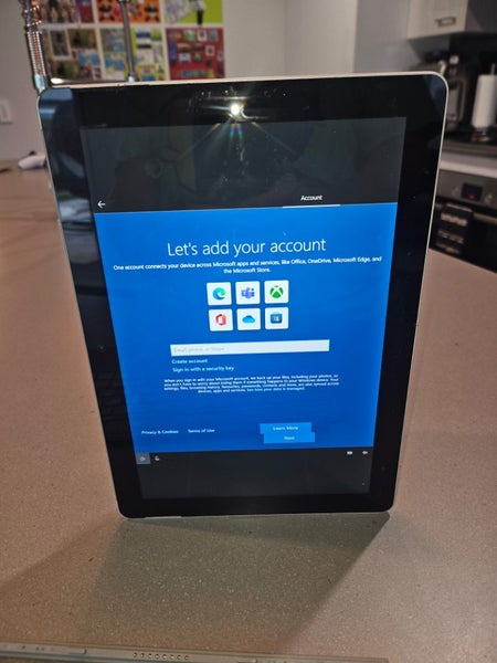 Microsoft Surface Go Carousel 1
