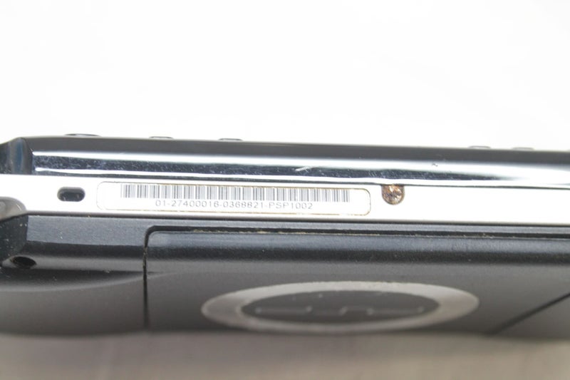 PsP, Games, Charger & Mem Card Carousel 8
