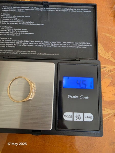 Vintage Diamond 9ct Gold Ring 4.51gm Carousel 10