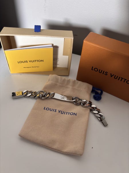 Louis Vuitton Monogram Bracelet Carousel 2