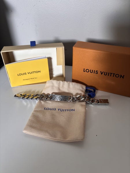 Louis Vuitton Monogram Bracelet Carousel 1