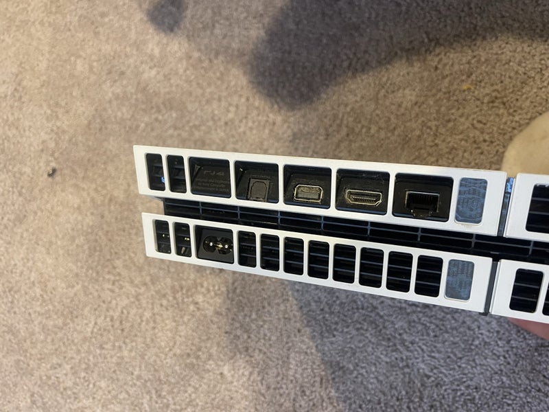 PS4 CUH 1100A + games Carousel 2