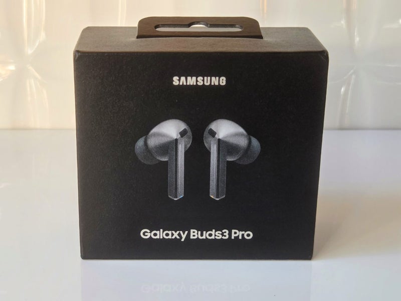 Samsung Galaxy Buds3 Pro - Silver (new) Carousel 1