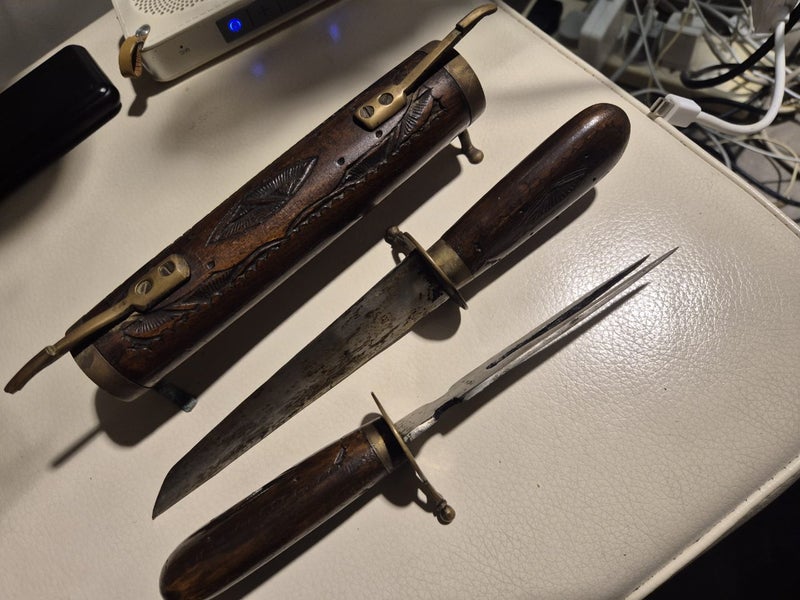 vintage Indian wood carving knife set !!! Carousel 2