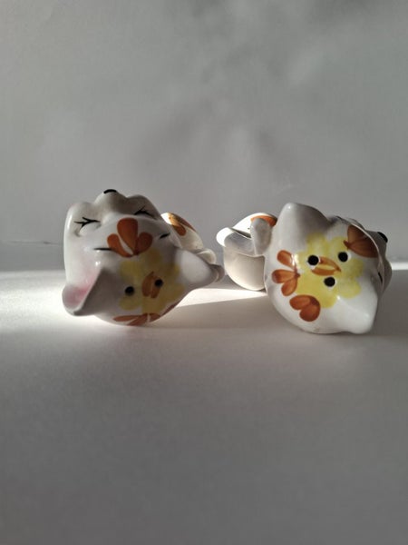 Vintage cat salt and pepper shakers Carousel 6
