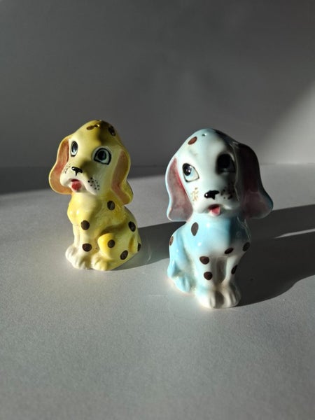 Vintage dog salt and pepper shakers Carousel 1