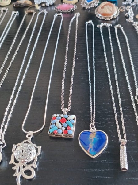ESTATE SALE - Vintage Jewellery Collection Carousel 2