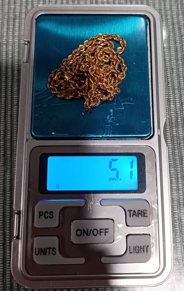 22ct(Stamped )twisted rope gold chain 5.1gm. Carousel 2