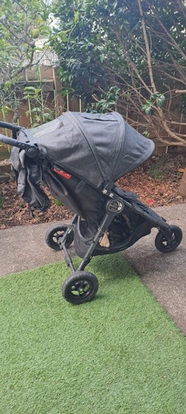Baby Jogger City Mini GT Carousel 1