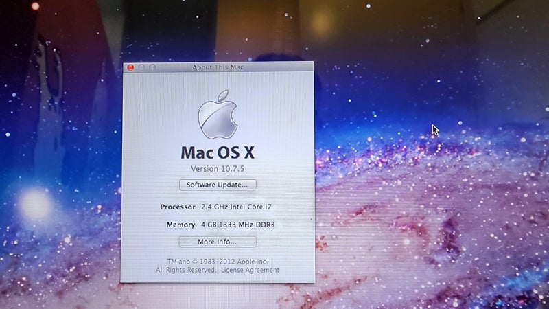 Macbook Pro 17 inch + iMac 27 inch Carousel 18
