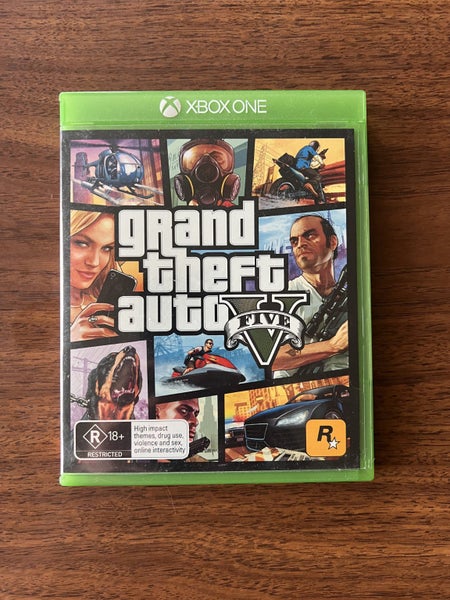GTA V (with map) - Xbox One *Mint Condition* Carousel 1
