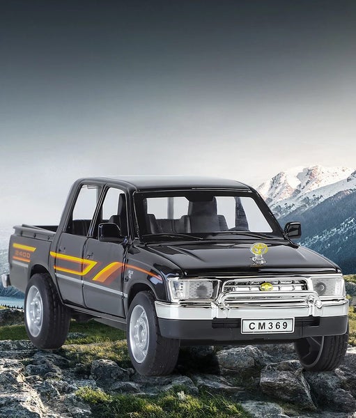 1/32 Toyota Hilux Off Road Pickup Truck Alloy Metal Diecast Carousel 2