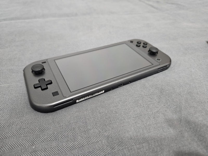 Nintendo Switch Lite Diamond and Peral edition Carousel 1