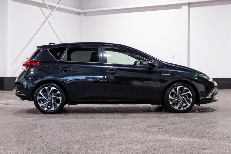 2016 Toyota Auris Hybrid G-Package62863267118467114