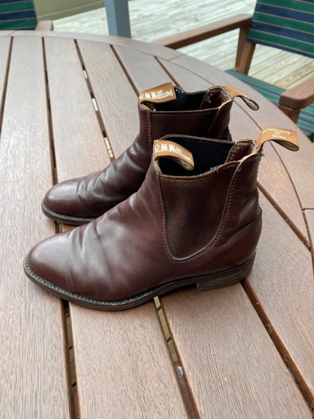 R M Williams Boots Carousel 2
