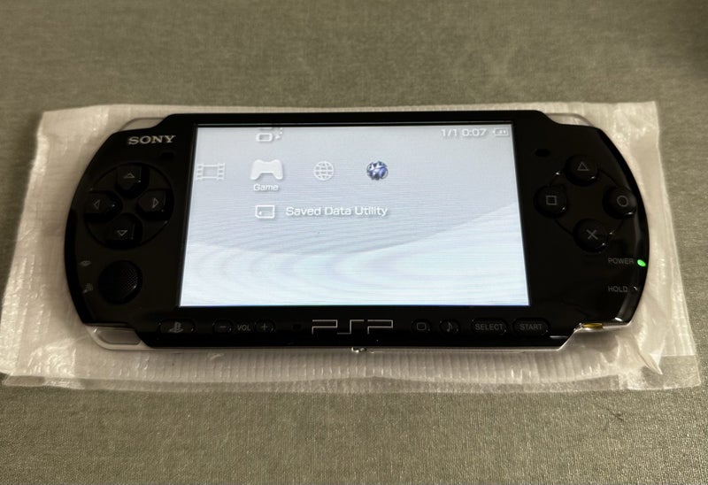 PlayStation Portable (PSP) 3000 – Piano Black | 64GB | Boxed | Fully Set Up Carousel 2