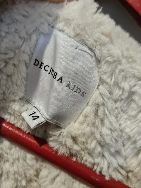 Decjuba Kids Olive Jacket size 14 Carousel 2