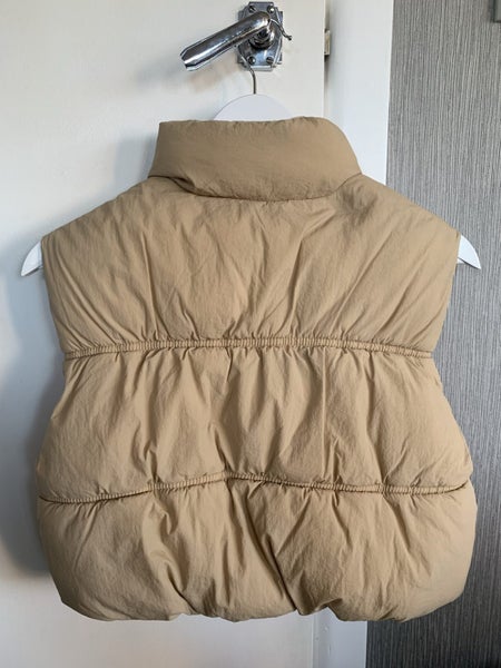 Girls Puffa Vest - Size 11-12 Carousel 2