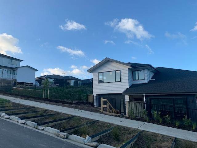 Image 1 of 11