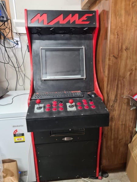 Home-built Arcade Machine Mame Carousel 1