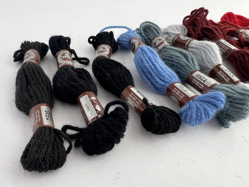 DMC Tapestry Wool ~ Carousel 6