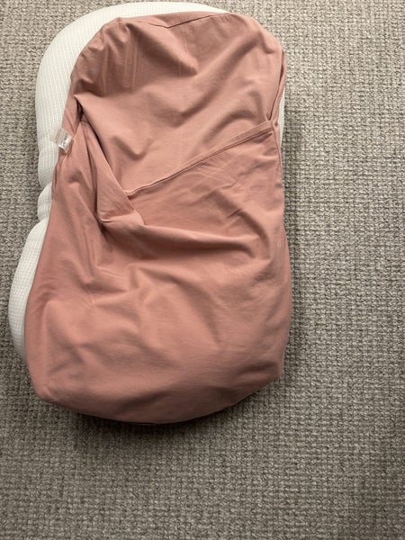 Little Bee Baby Lounger - used Carousel 5