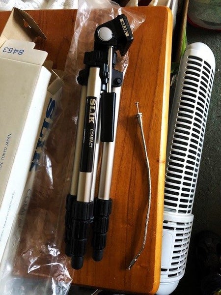 ‘Slik’ compact tripod, near new, little used, still in box (1874B) Carousel 1