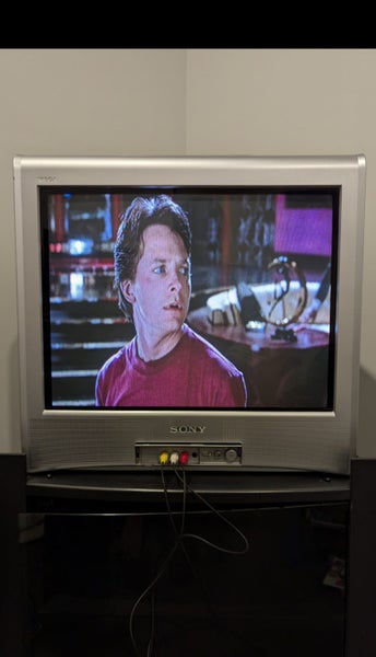 Sony Trinitron Wega 21-inch CRT TV Carousel 2