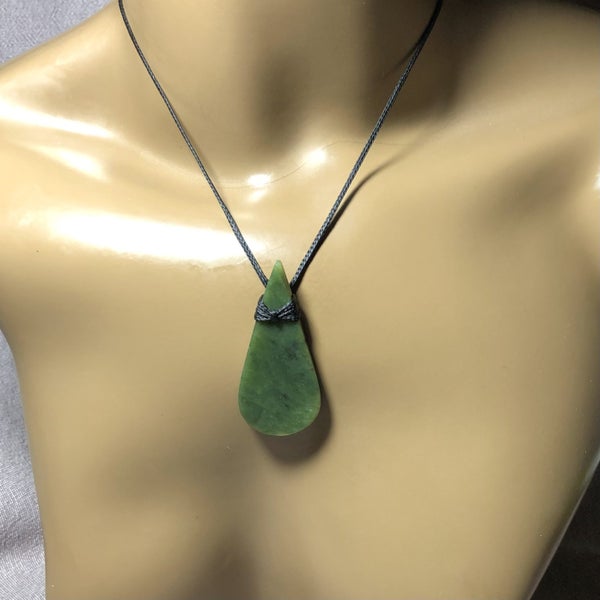CRAZY 1 DAY AUCTION! 5.5cm Greenstone Roimata/Teardrop Pendant $1 Reserve Carousel 8