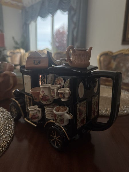 Paul Cardew Teapot Kirvans Van Teapot Limited Edition Carousel 1