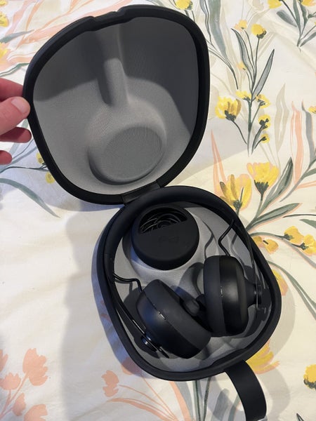 nuraphones + Hard Shell Case, Cables, Spare Eartips - EXCELLENT CONDITION Carousel 1