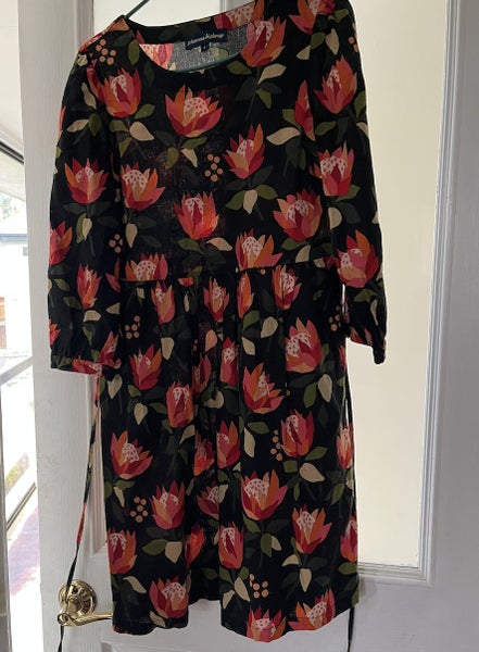 Bulk lot womens clothes Carousel 8