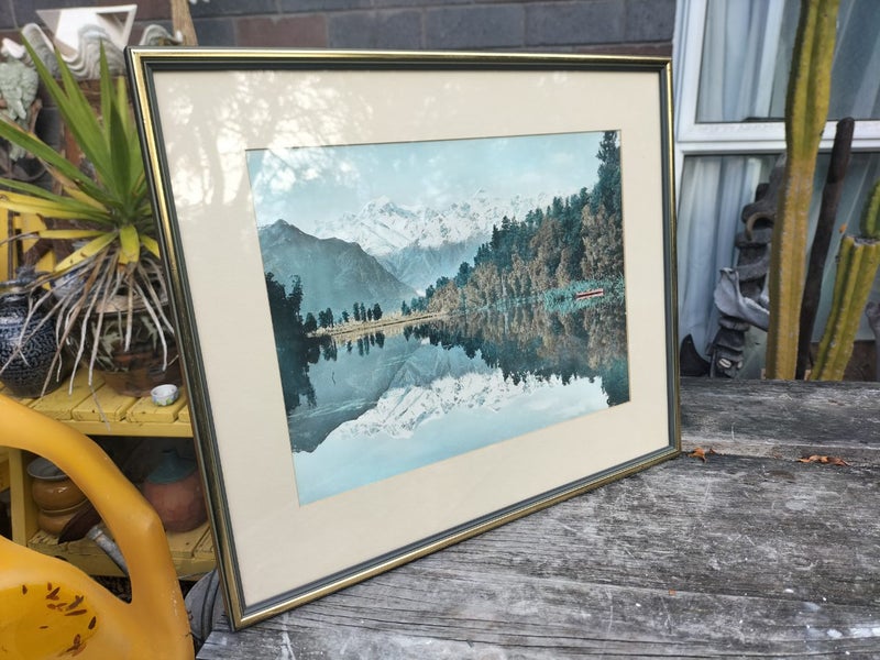 Vintage Whites Aviation Hand Coloured Photo - Lake Matheson Carousel 4