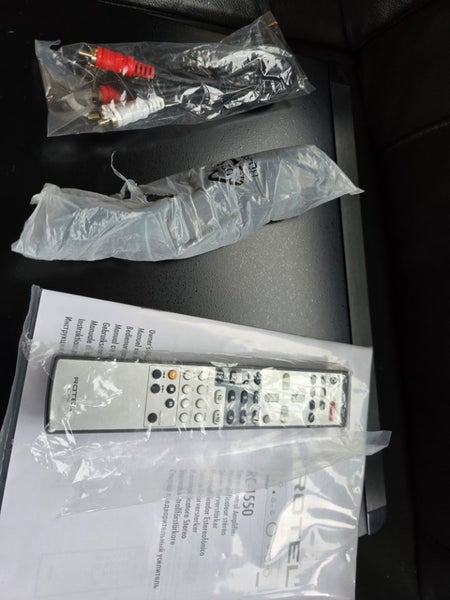 Rotel RC1550 preamp Carousel 2