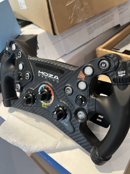 Moza KS sim racing wheel rim Carousel 2