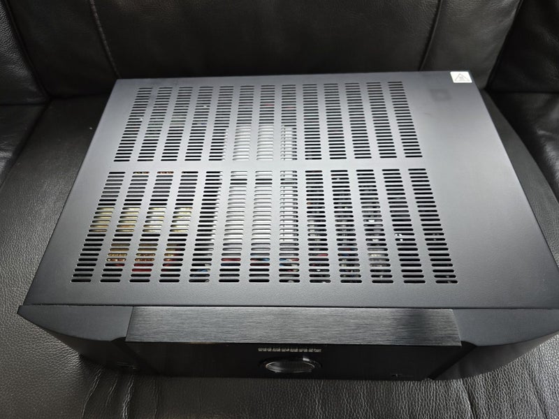 Marantz MM7025 power amp Carousel 2