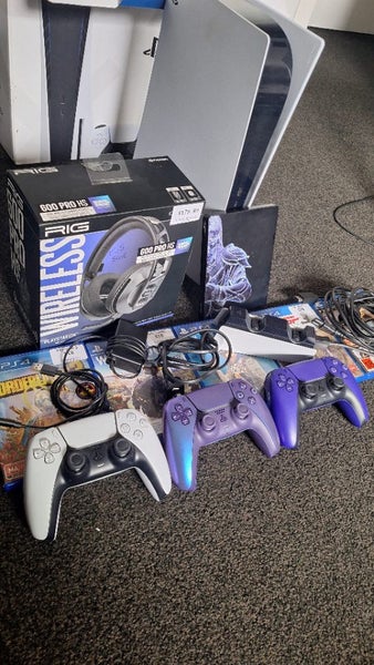 Ps5 with headset and games Carousel 2