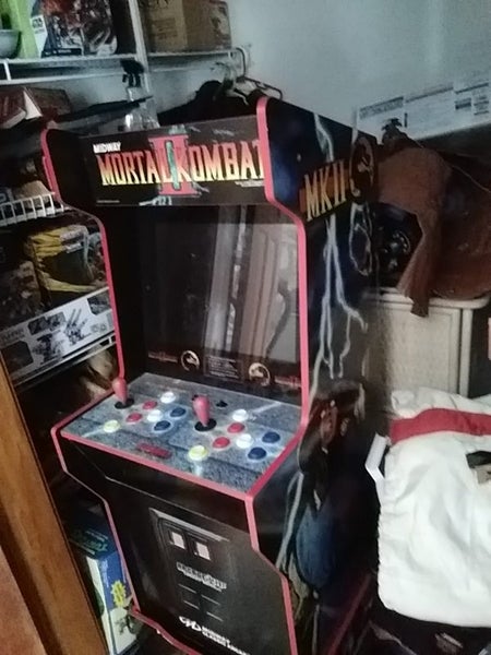 Arcade 1up mortal Kombat legacy cabinet Carousel 1