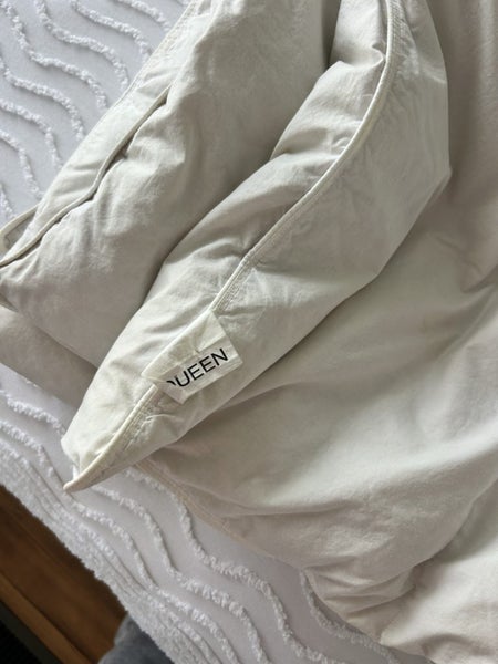 Queen size feather inner Carousel 2