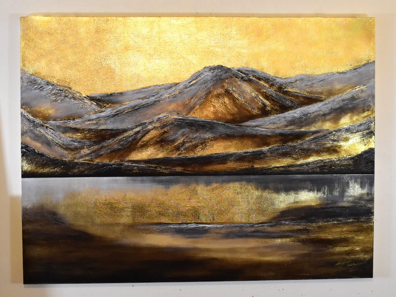LAKE WANAKA - GOLD LEAF - EXTRA LARGE Carousel 1