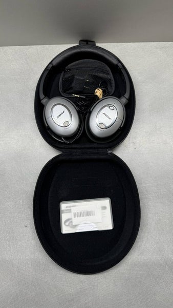 Bose QuietComfort QC15 Noise Cancelling Headphones + Case Carousel 1