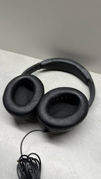 Bose QuietComfort QC15 Noise Cancelling Headphones + Case Carousel 6