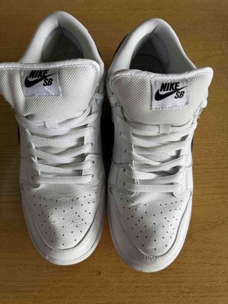 Nike SB Dunk Low-Pro mens shoe Carousel 1