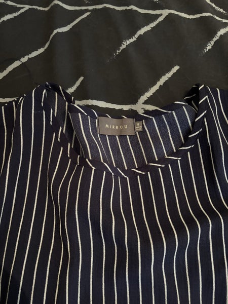 Small women’s clothing bundle. Carousel 12